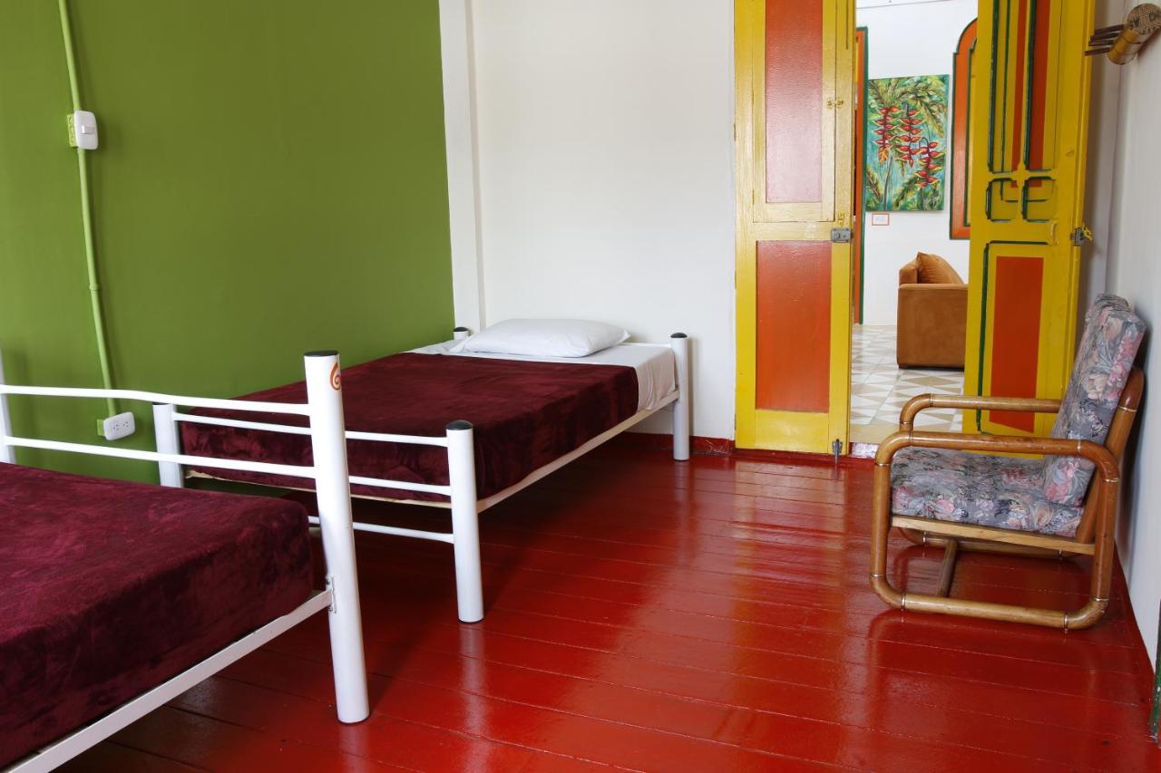 Albergue Golden Frog Manizales Exterior foto